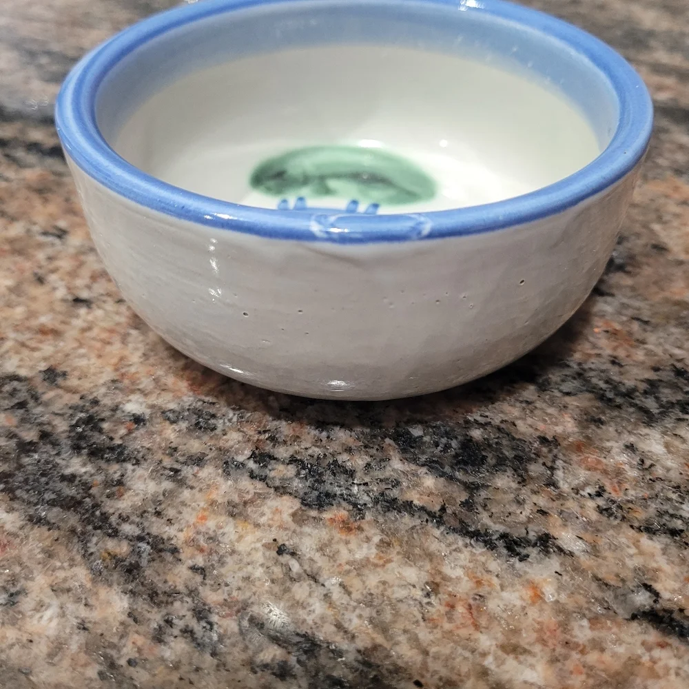 M.A. Hadley Kitty Bowl